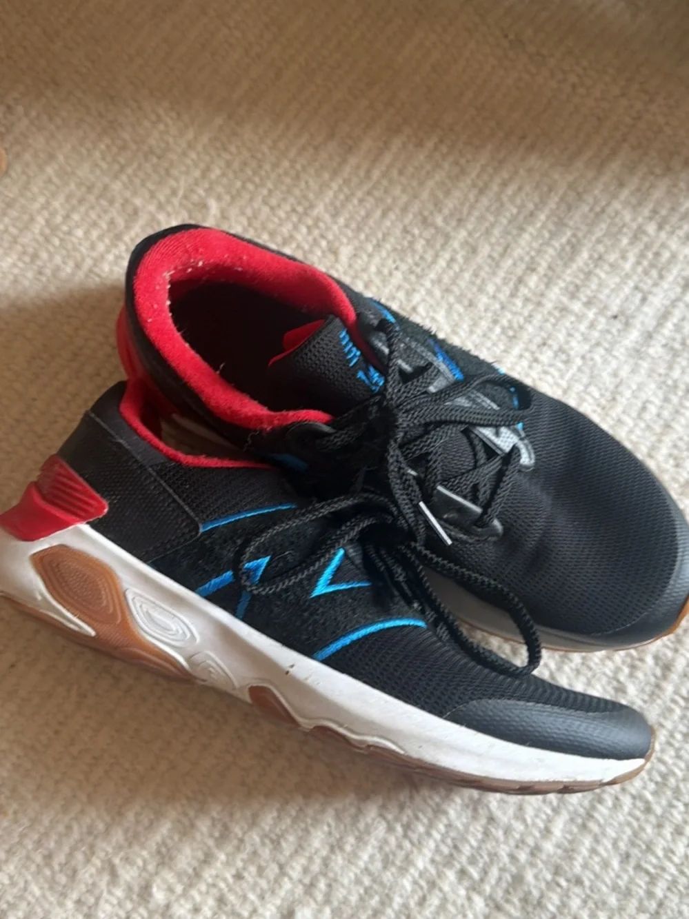 New Balance Kids size 5